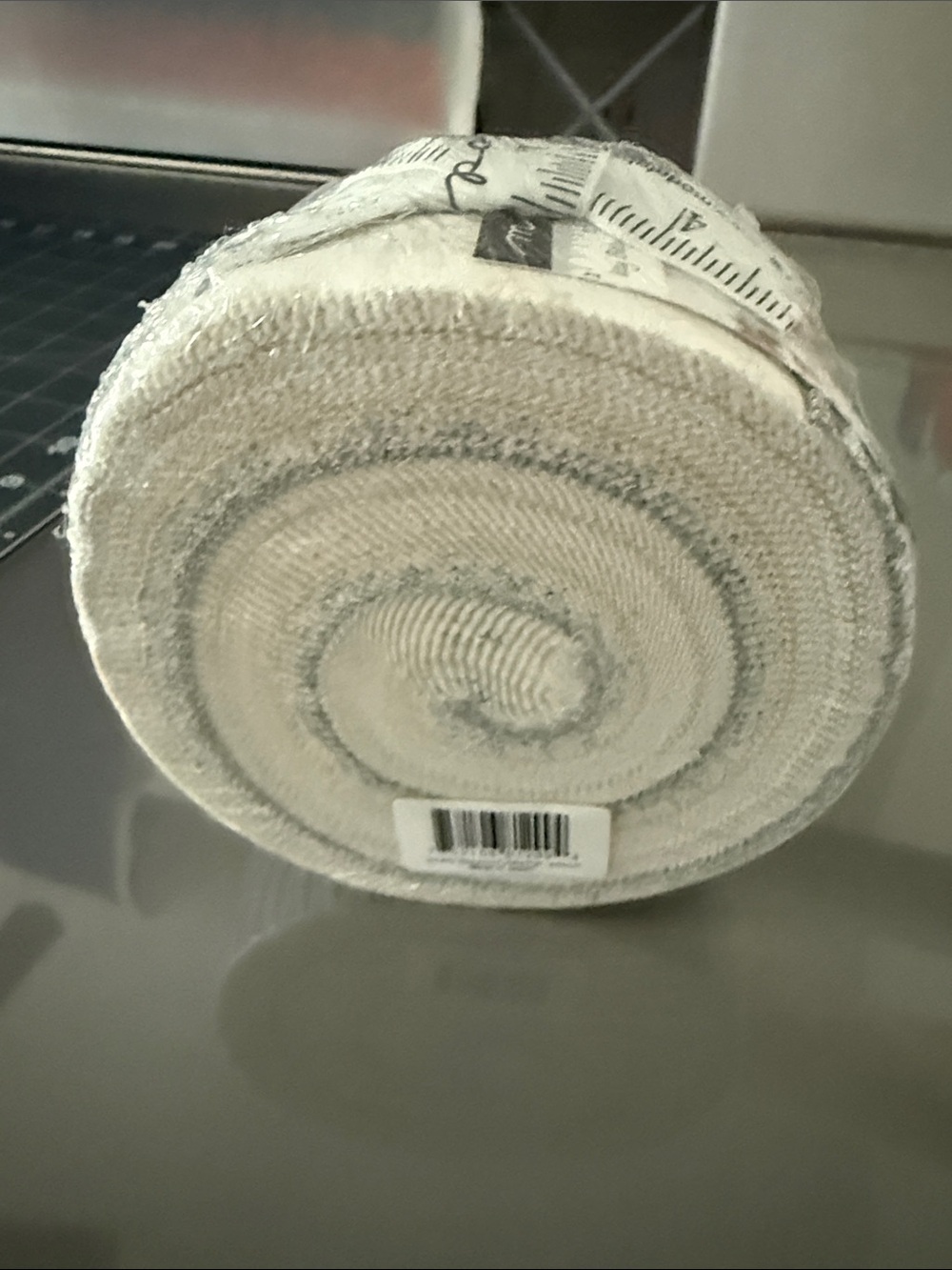 Moda - Primitive Gathering - itty bitty jelly roll fabric - Picture 4 of 6